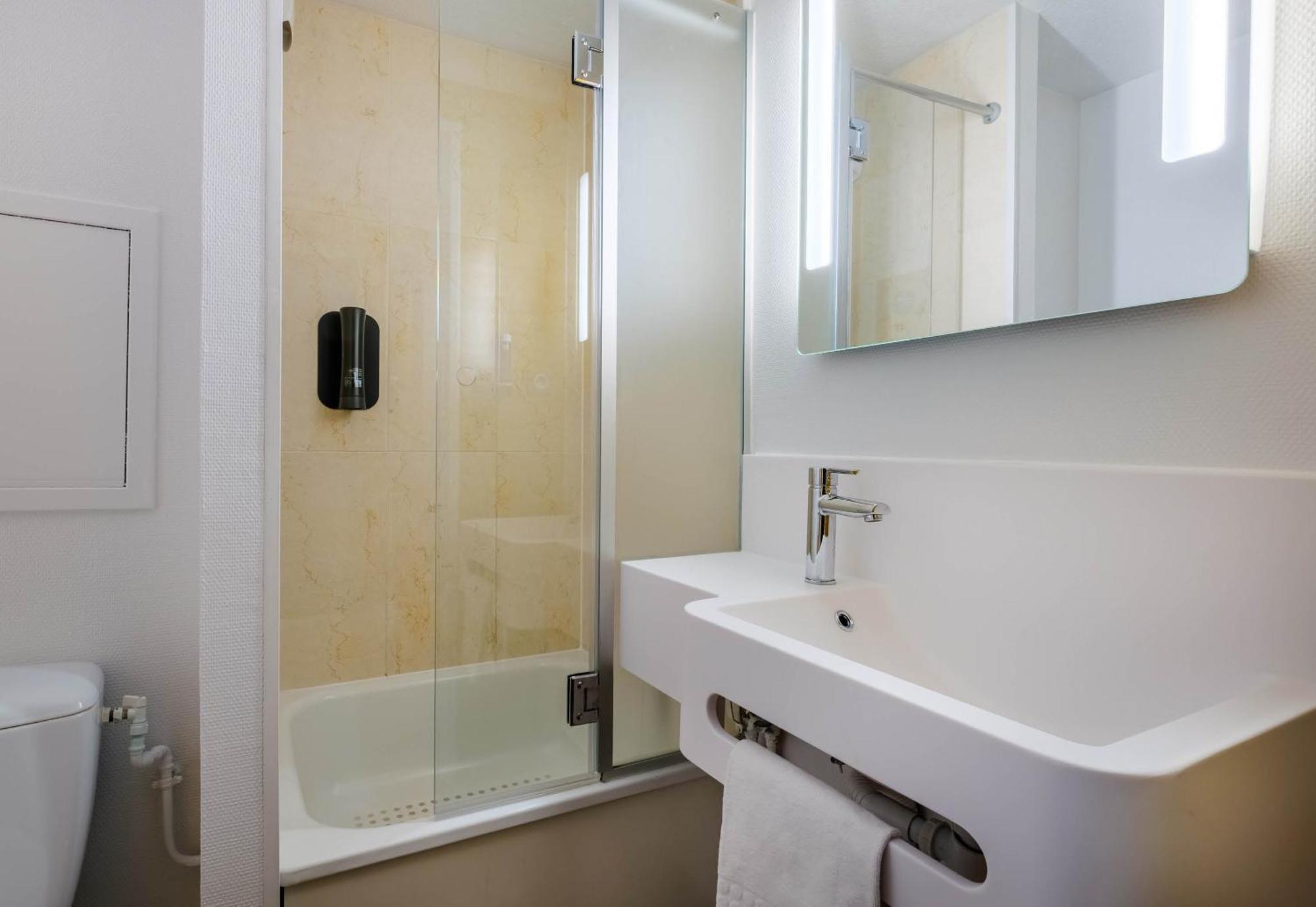 B&B Hotel Frejus Puget-Sur-Argens Екстер'єр фото