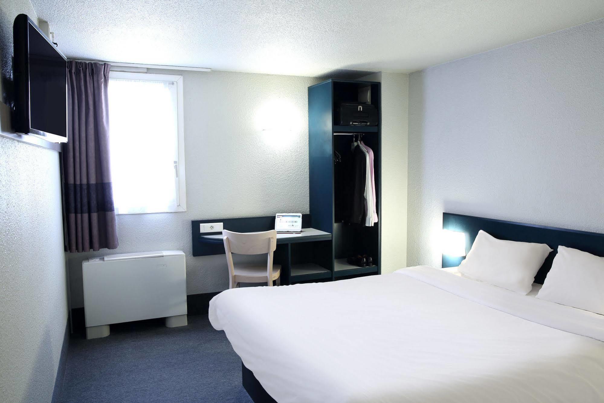 B&B Hotel Frejus Puget-Sur-Argens Екстер'єр фото